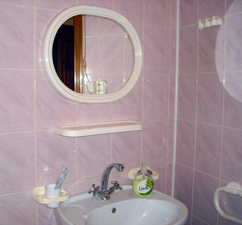Apartment On Krakovskaya 9 Lviv Kültér fotó